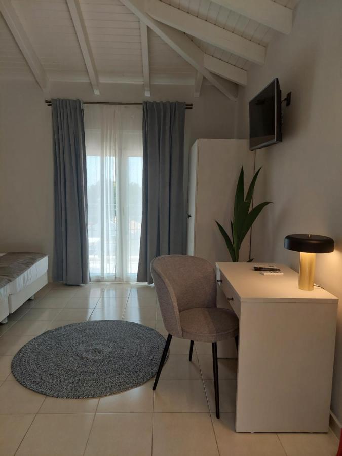 Nikkos Apartments Skala  Ngoại thất bức ảnh