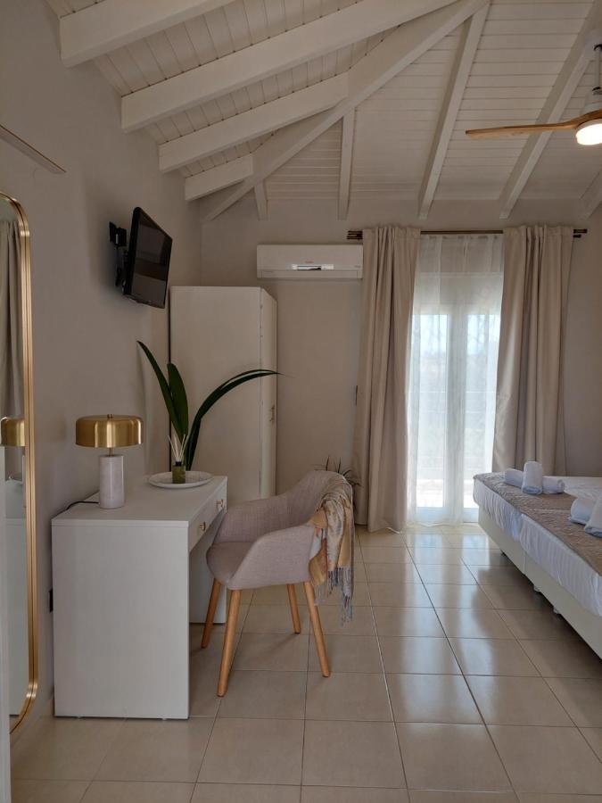 Nikkos Apartments Skala  Ngoại thất bức ảnh